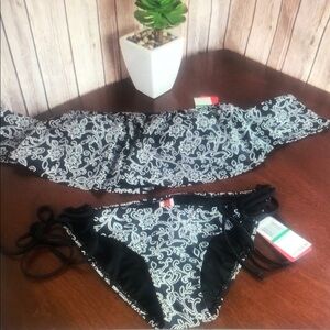 Elegant Black and White Paisley Bikini